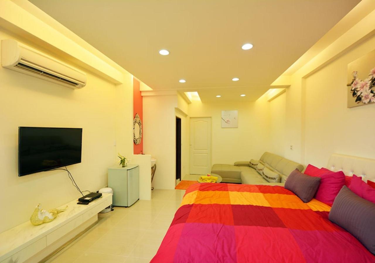 Sanyi Wei Wei Feng B&B Ngoại thất bức ảnh