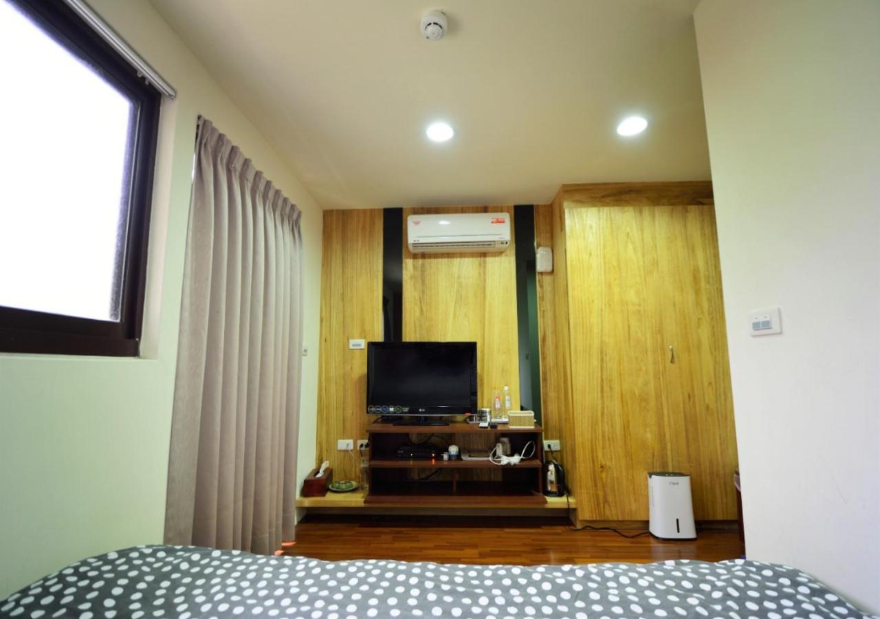 Sanyi Wei Wei Feng B&B Ngoại thất bức ảnh
