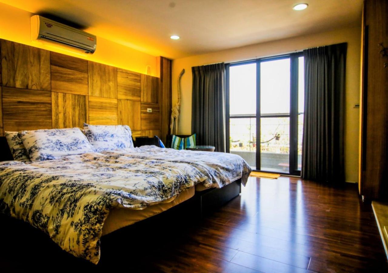Sanyi Wei Wei Feng B&B Ngoại thất bức ảnh