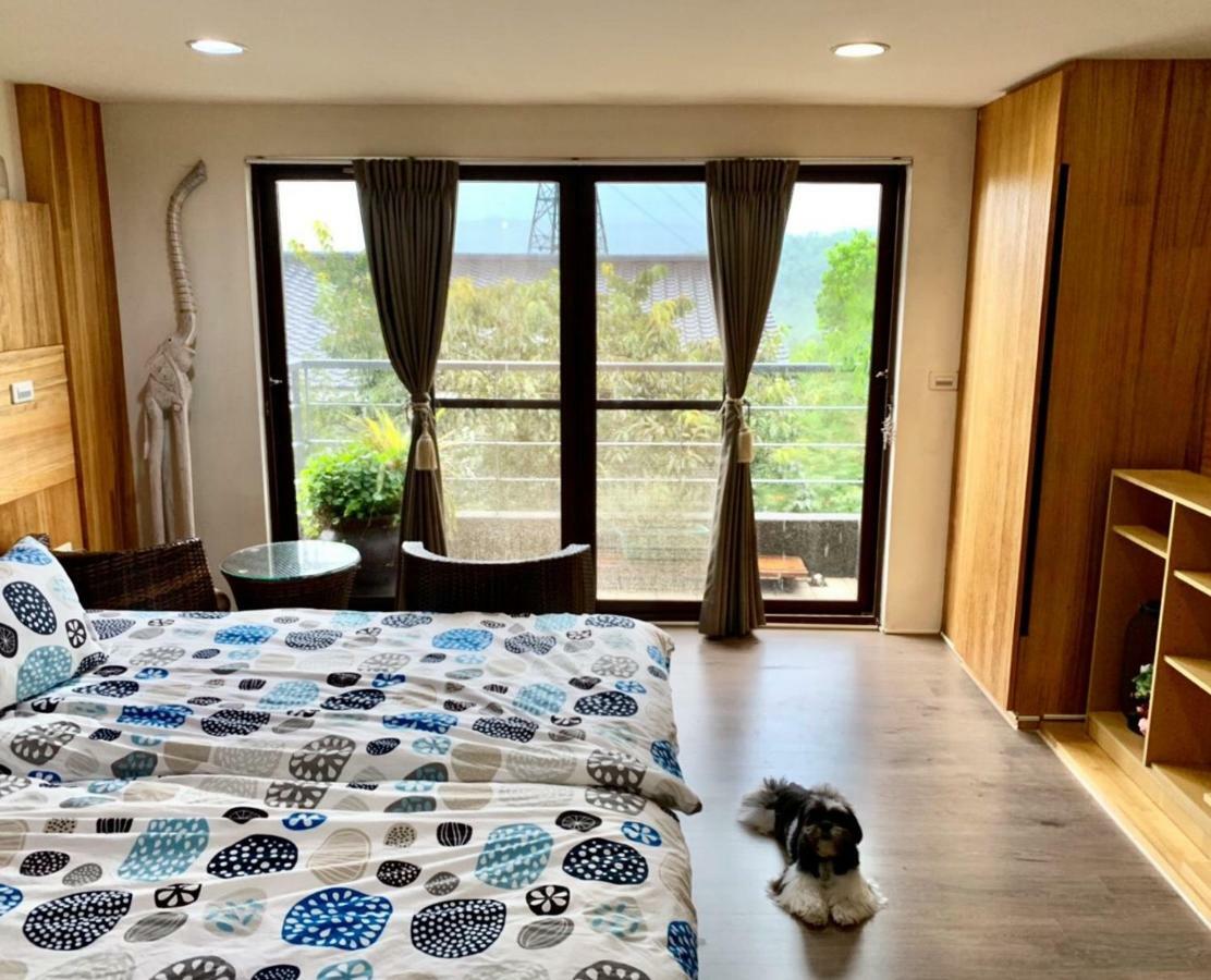 Sanyi Wei Wei Feng B&B Ngoại thất bức ảnh